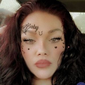 Meet your Posher, Marie